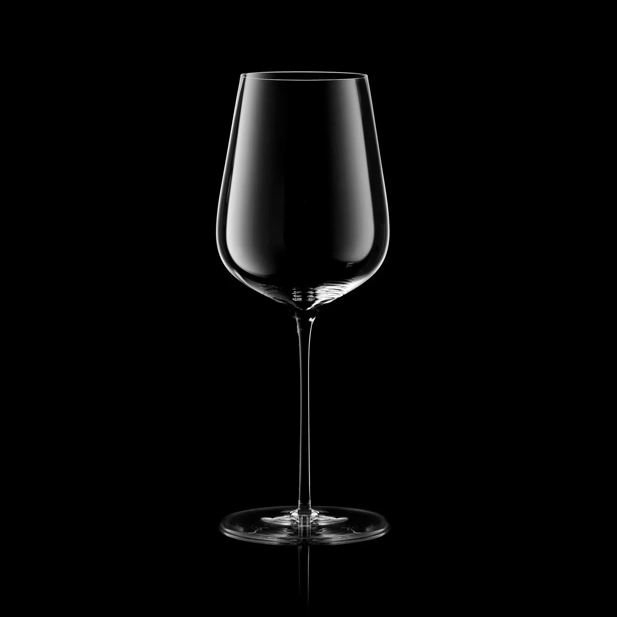 Claude Universal Crystal Wine Glass